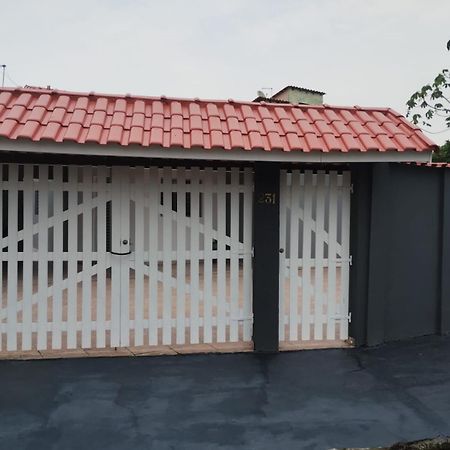 Casa Na Praia Com Piscina E Churrasqueira Itanhaem Luaran gambar